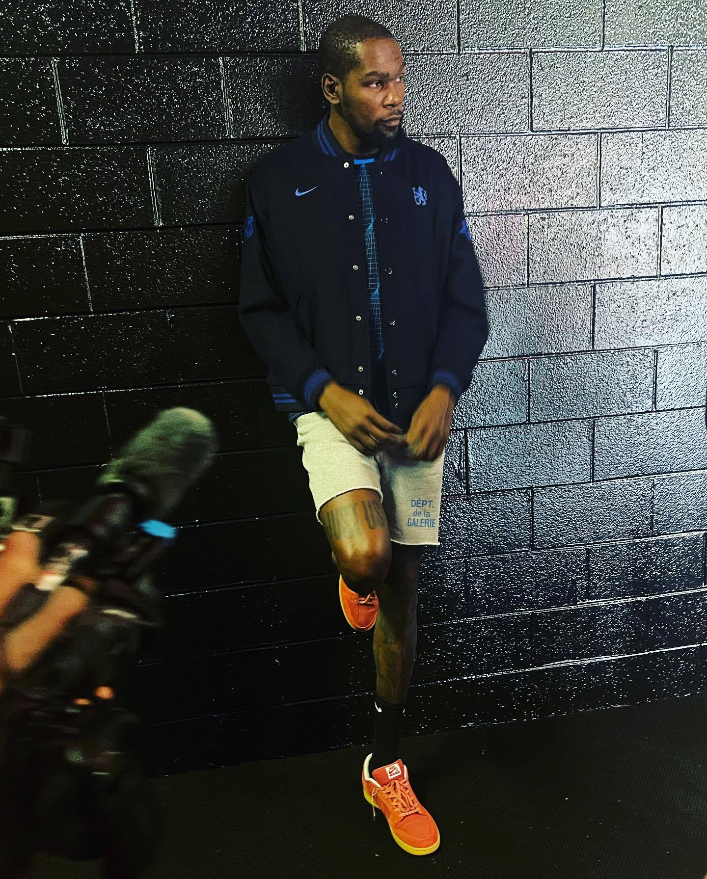 九游客户端入口-刷新纪录引发热议！，杜兰特在切尔西比赛中刷新纪录观众掌声雷动的简单介绍