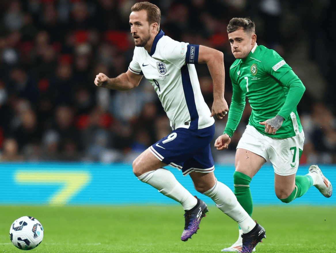 九游游戏中心-凯恩官方宣布大比分获胜新规，西班牙队引发争议！热度持续攀升的简单介绍